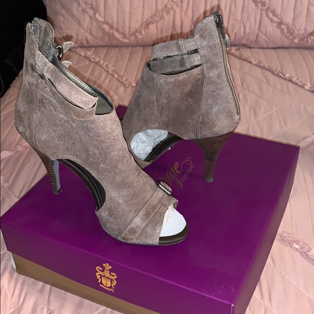 heels